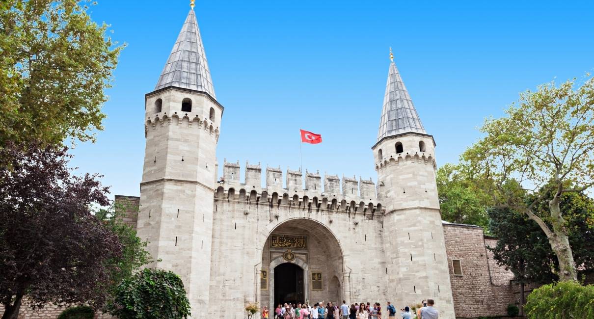 topkapı sarayı girişi